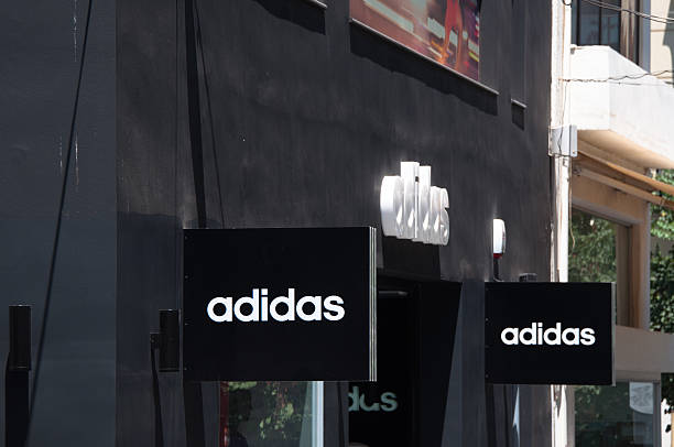 giới thiệu về adidas