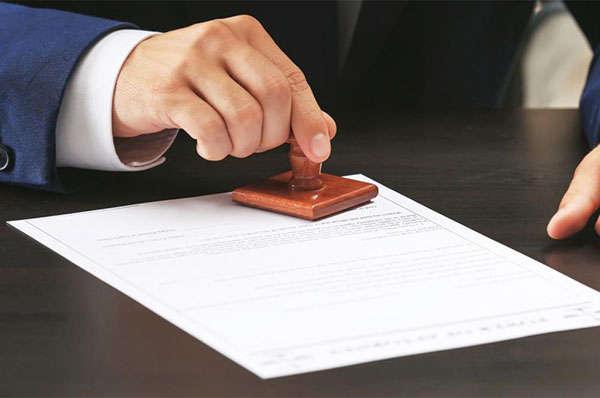 thủ tục chuyển nhượng cổ phần