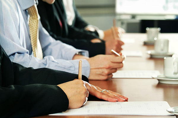 thẩm quyền ký hợp đồng trong doanh nghiệp
