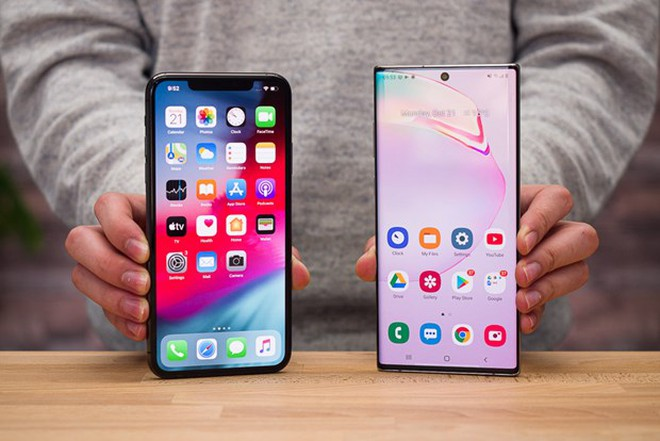 đối thủ cạnh tranh Samsung và Iphone 