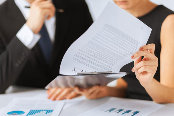 bồi thường thiệt hại trong hợp đồng thương mại
