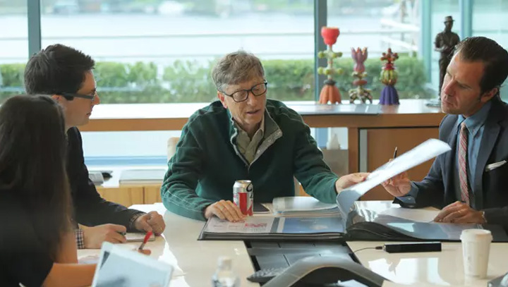 phong cách lãnh đạo của Bill Gates tuyển dụng người tài
