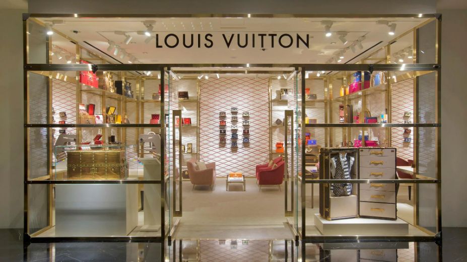 Phân tích thách thức chiến lược marketing của Louis Vuitton