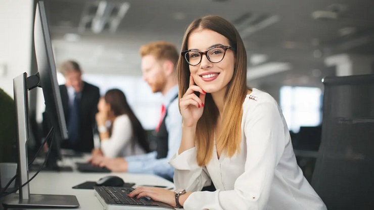 Một Marketing Associate sẽ chịu trách nhiệm hỗ trợ các công việc lập kế hoạch và thực hiện các chiến dịch tiếp thị