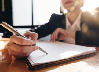 ký hợp đồng lao động không xác định thời hạn