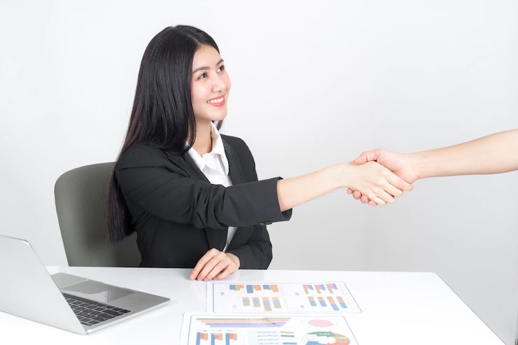 cách tuyển dụng nhân viên bán hàng