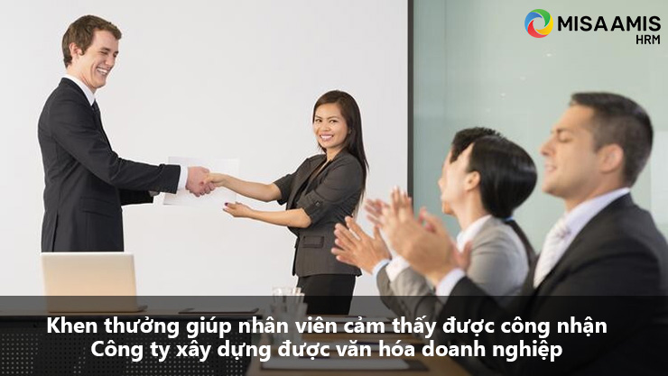 Lãnh đạo cần ghi nhận kịp thời đóng góp của cá nhân xuất sắc và tiến hành khen thưởng