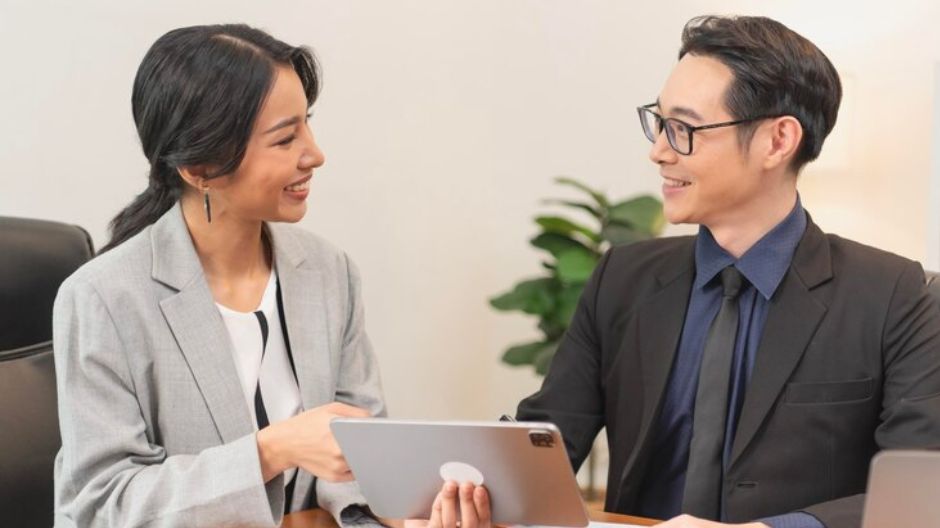recruitment consultant là gì