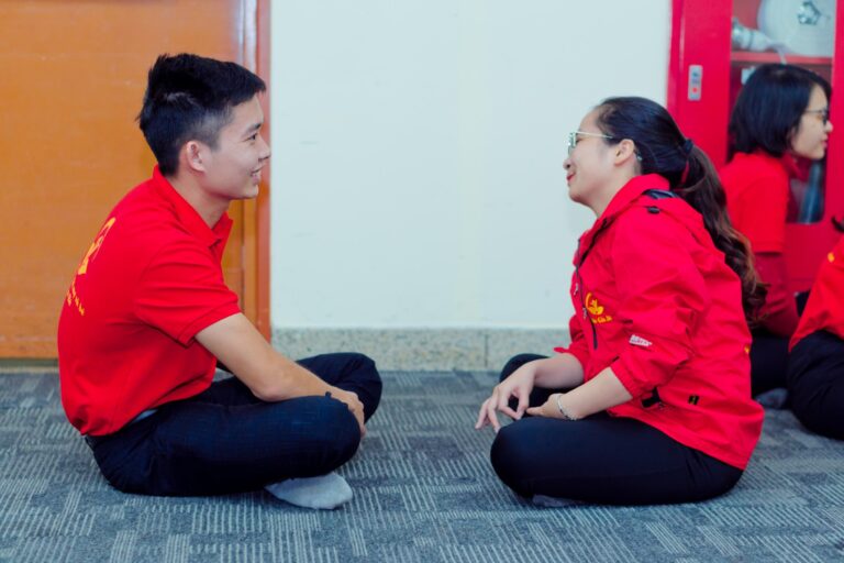 Trò chơi teambuilding trong nhà - Trò chơi nối chữ
