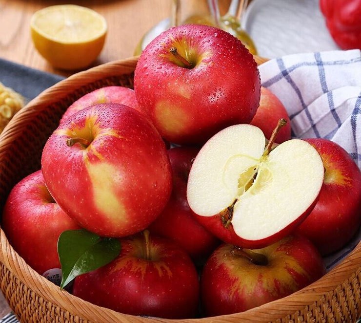 Điều gì đã ảnh hưởng đến thiết kế logo của Apple?