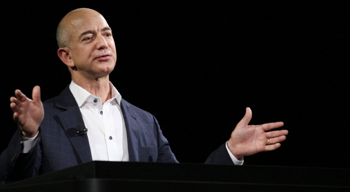 phong cách lãnh đạo của jeff bezos về thông tin