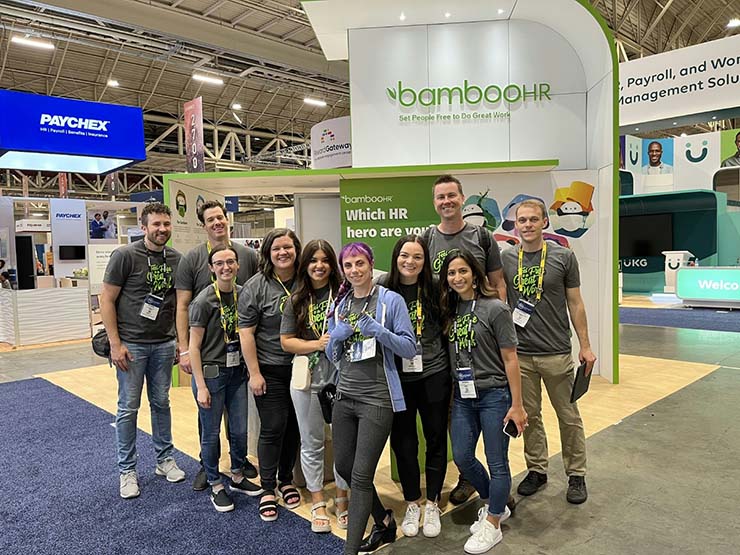 BambooHR được sử dụng để tối ưu hóa quy trình tuyển dụng, quản lý thông tin và thời gian làm việc của nhân viên