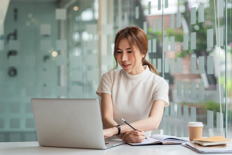 Bạn phải chuẩn bị câu hỏi, những lý do để nhân viên làm khảo sát