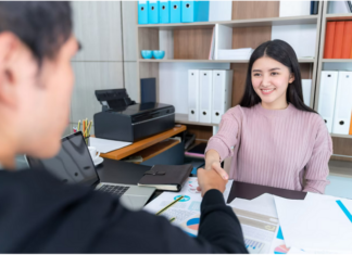 Nhân viên thu mua làm nhiều công việc nên bạn cần phỏng vấn kỹ