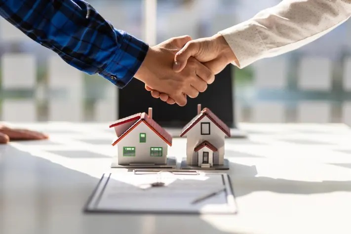 Tính thuế và kê khai thuế vãng lai ngoại tỉnh là nghĩa vụ bắt buộc