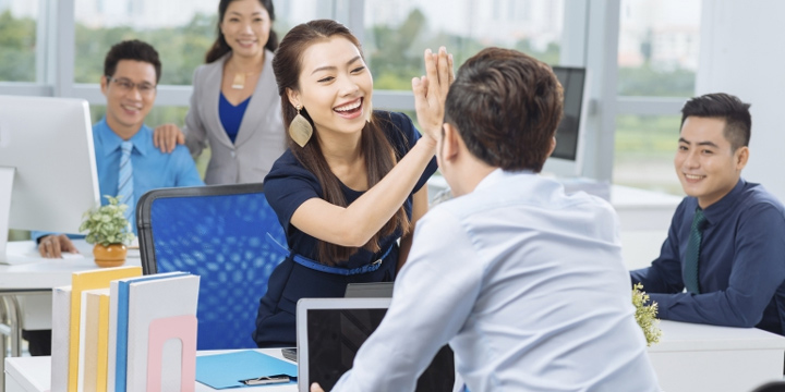 xây dựng môi trường làm việc