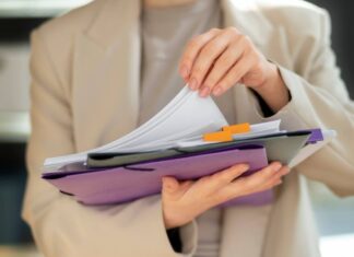 quản lý hồ sơ nhân sự