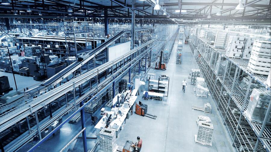 ma trận SWOT của công ty logistics Việt Nam