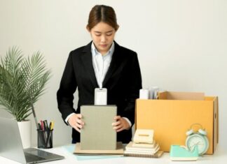 cách sa thải nhân viên