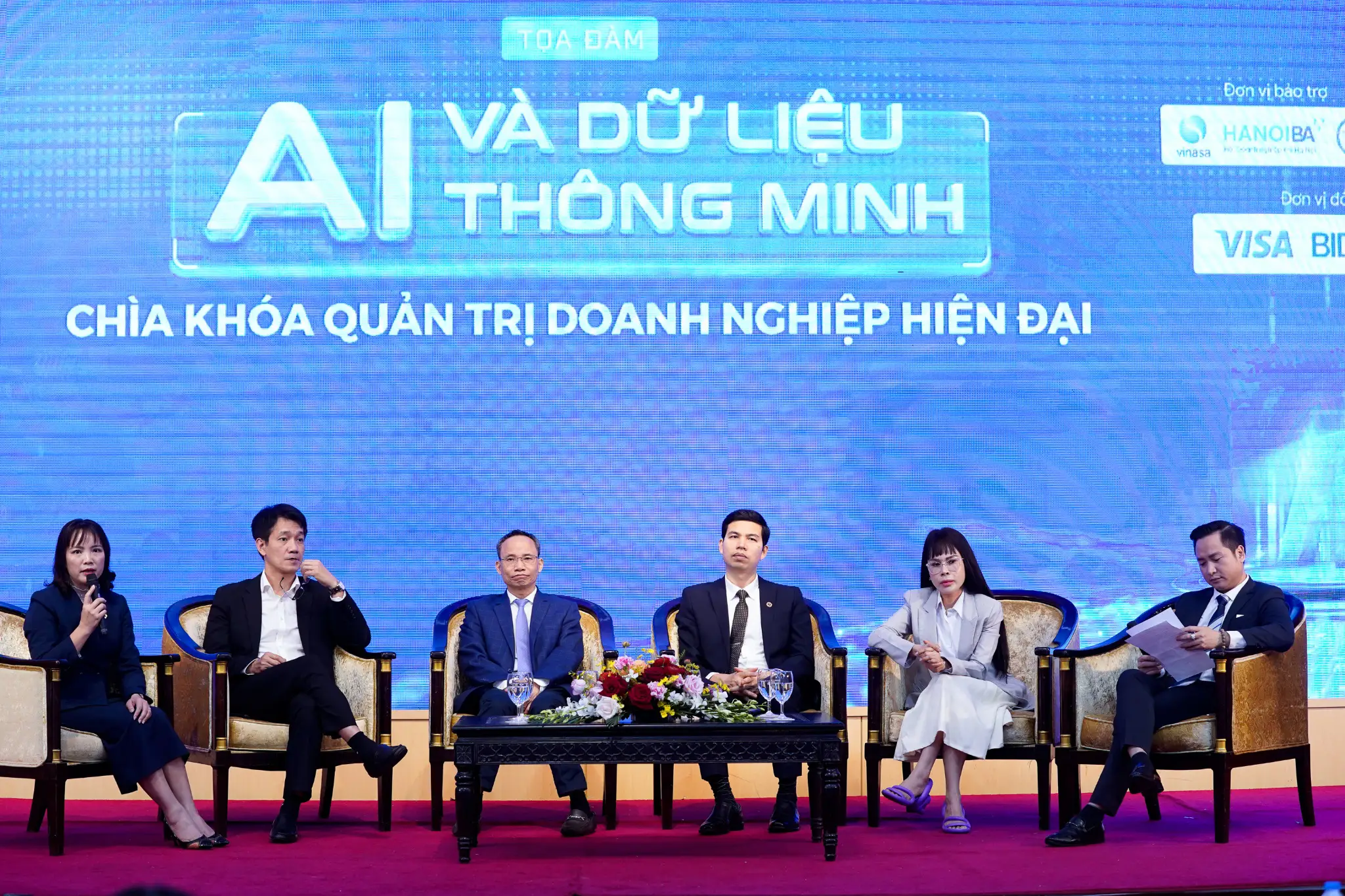 bà Đoàn Thị Tích – Phó Giám đốc Ban Chính sách sản phẩm Bán buôn BIDV