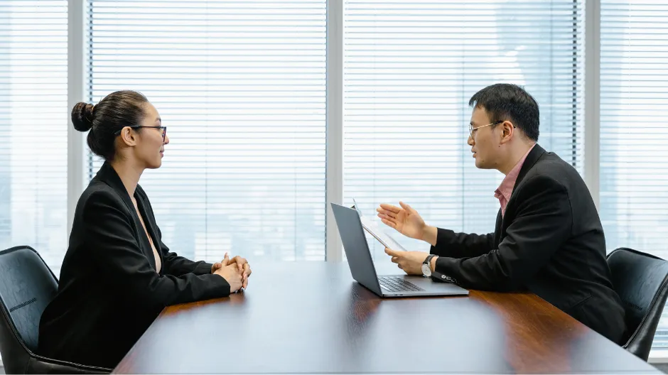 lời nhận xét nhân viên