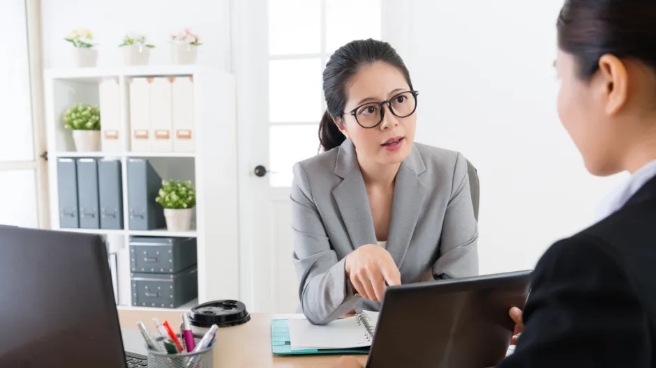 lời nhận xét nhân viên