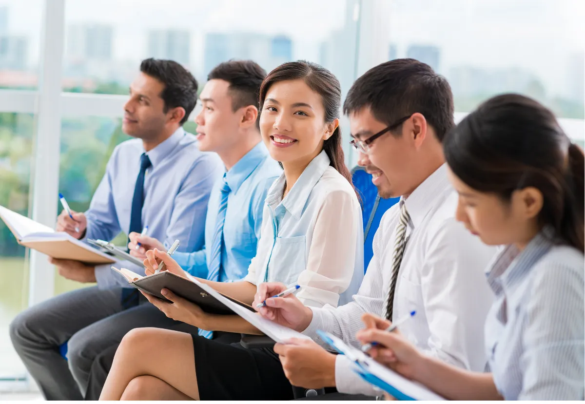 các yếu tố ảnh hưởng đến quản trị nguồn nhân lực