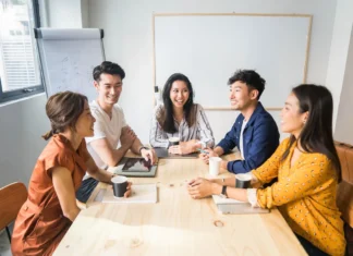làm sao để quản lý nhân sự tốt