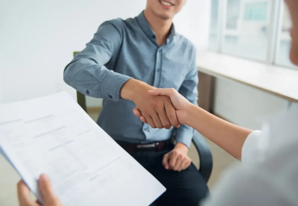 quản lý nhân sự tiếng anh là gì