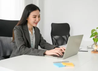website quản lý nhân sự