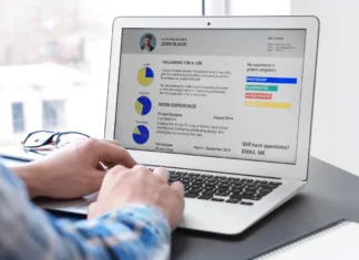 ai chấm điểm cv