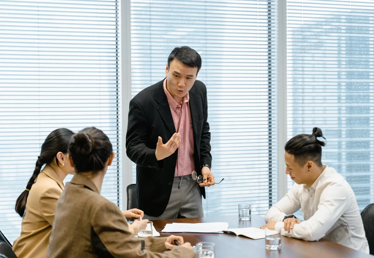 sai lầm quản lý khiến nhân viên nghỉ việc
